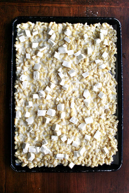 添加马苏里拉奶酪