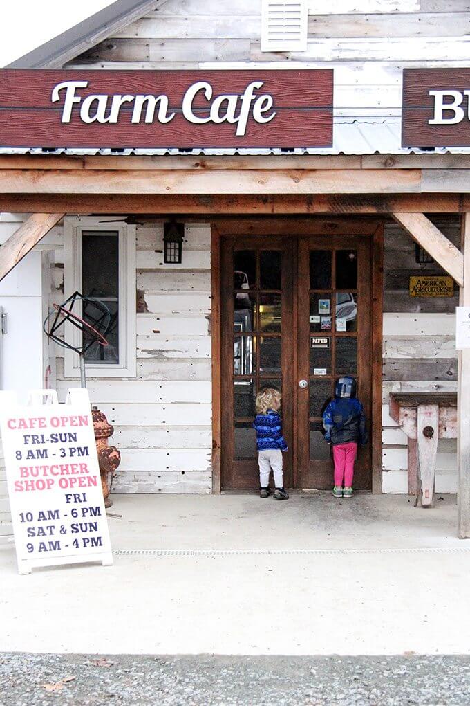 A friend emailed me recently asking if I had any ideas for locally made, last-minute food gifts, so I put together a little list. // www.simonrockett.com 最近一个朋友给我发了一封邮件问我为国产有任何想法,最后食物礼物,所以我放在一起列表。/ / www.simonrockett.com