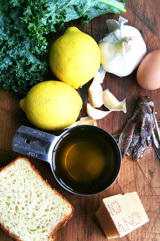 caesar dressing ingredients 凯撒酱的成分