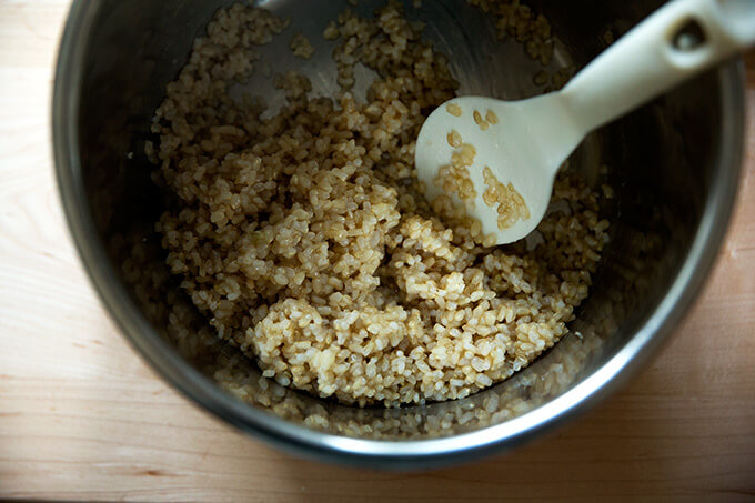 做即时锅糙米。