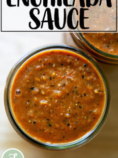 辣椒酱在罐子里