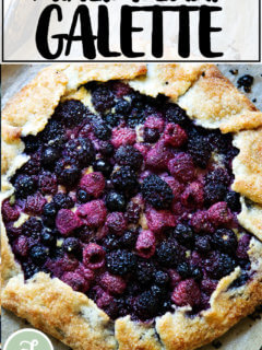 一个混合浆果galette。