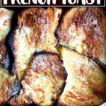 刚刚烤隔夜法式吐司。