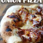 无花果果酱,焦糖洋葱和蓝奶酪比萨饼。