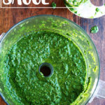 在食品加工机薄荷酱。