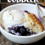 一碗蓝莓鞋匠和冰淇淋。