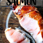 一盘烤ginger-soy鲑鱼。