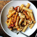 一碗“烤意大利通心面。