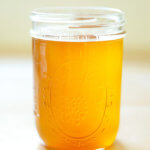 一罐自制的酥油。