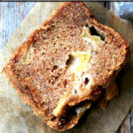 一片Teddie苹果蛋糕。