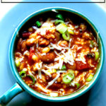 一碗素食辣椒。