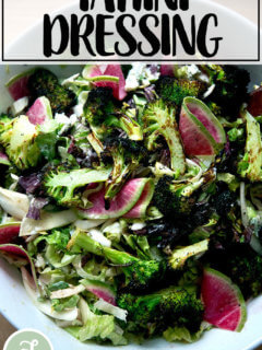 总汇沙拉碗里。